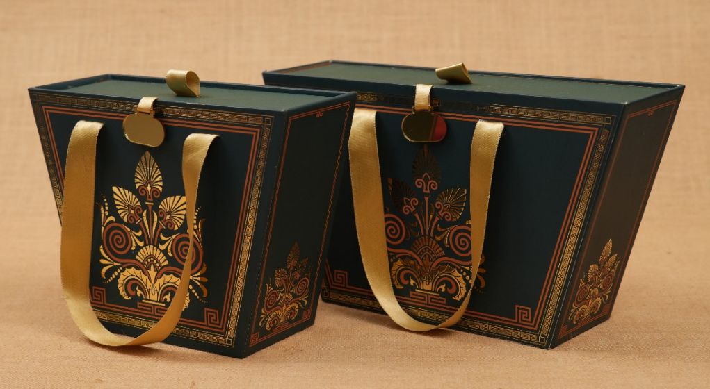 Rolex Slider Diwali Hamper – 3 or 5 Salsa Jars