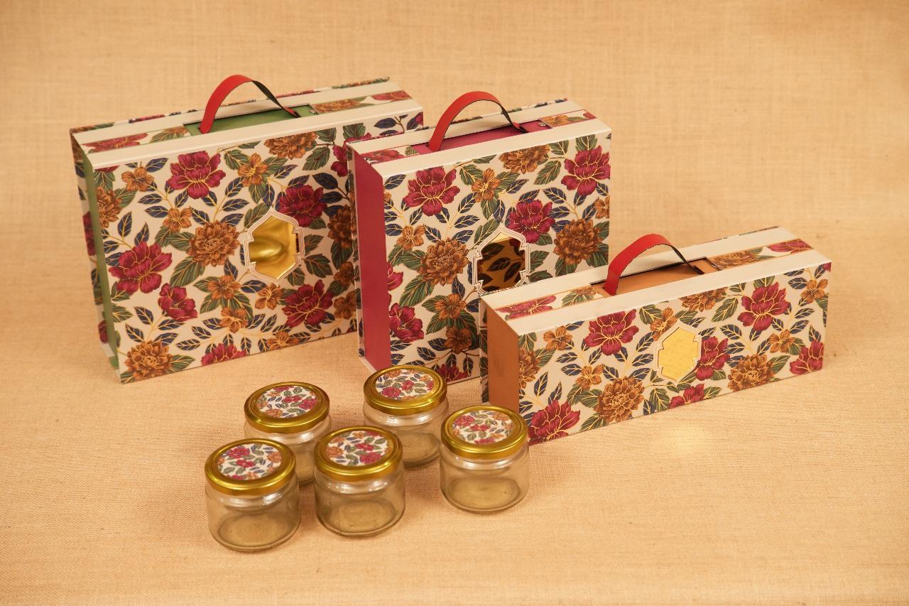 Gulistan Floral Diwali Hamper Box – Multiple Jar Options