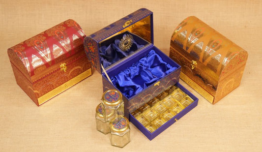 Royal Pitara Diwali Hamper Box – 3 Hexa Jars with Cavity