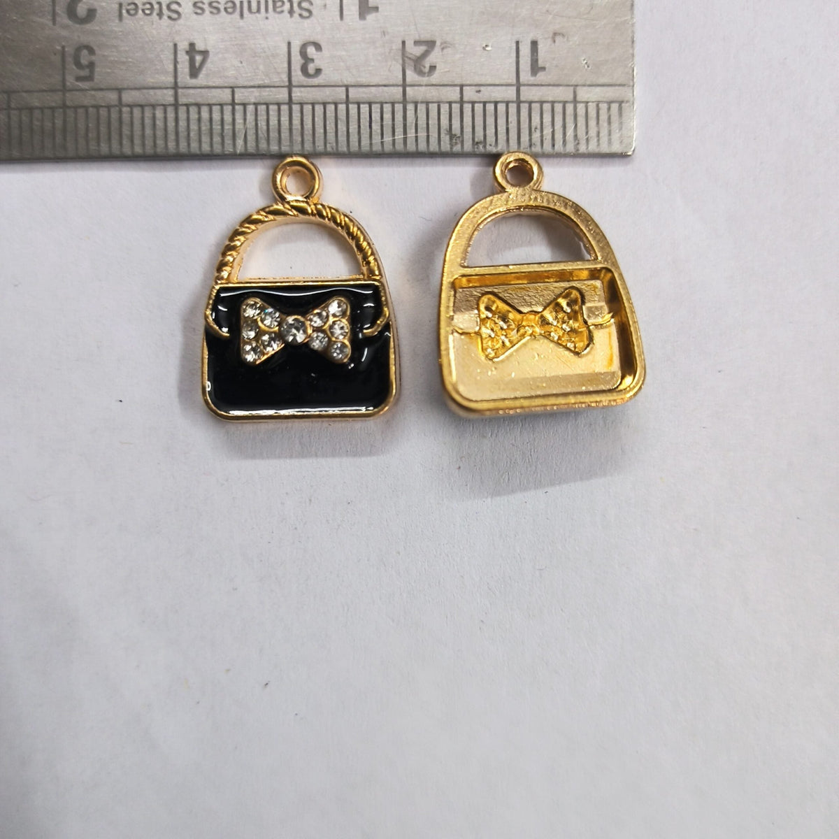 Color Charms TR71