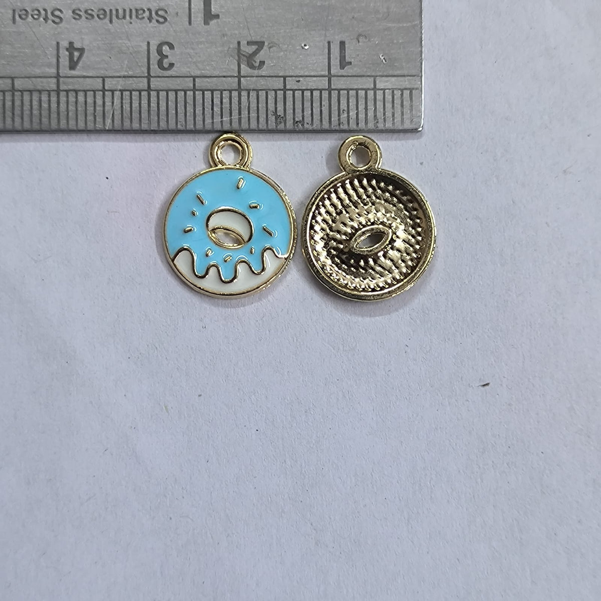 Color Charms TR82
