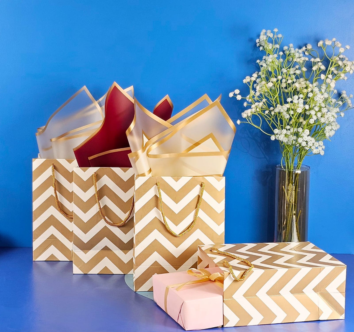 Gold Chevron Paper Gift Bag — Small, 23 × 18 × 10 cm — 1 Pc