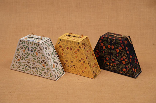 Colorful Samosa – Festive Triangular Jar Box (3 Salsa Jars, 300ml)